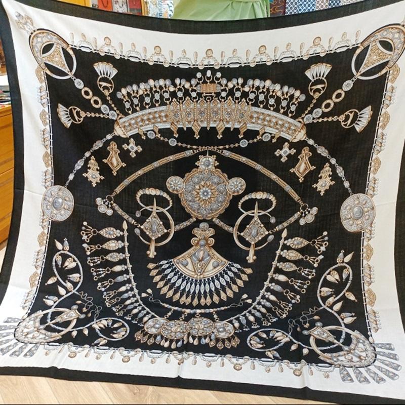 Scarves Jewelry Print Wool Blanket Scarf Shawl Cape Women Autumn Winter Warm Wraps Foulard 132*132cm
Scarves Jewelry Print Wool Blanket Scarf Shawl Cape Women Autumn Winter Warm Wraps Foulard 132*132cm