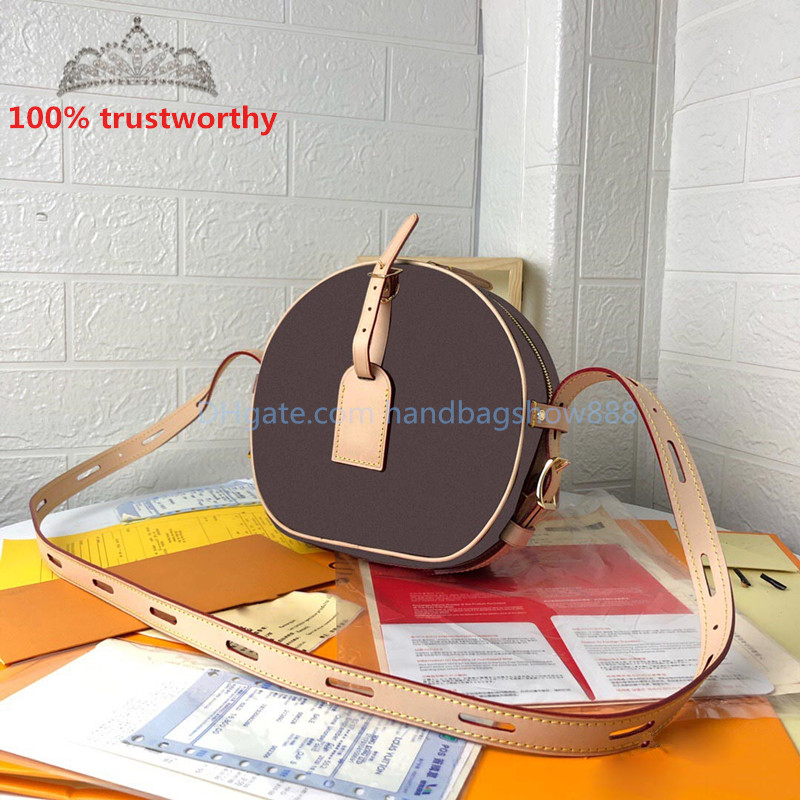 Classic brand designs Crossbody small round bag shoulder women handbags Circular package tide web celebrity fashion patent leather a senior purse wholesale, Multi-color
Classic brand designs Crossbody small round bag shoulder women handbags Circular package tide web celebrity fashion patent leather a senior purse wholesale, Multi-color