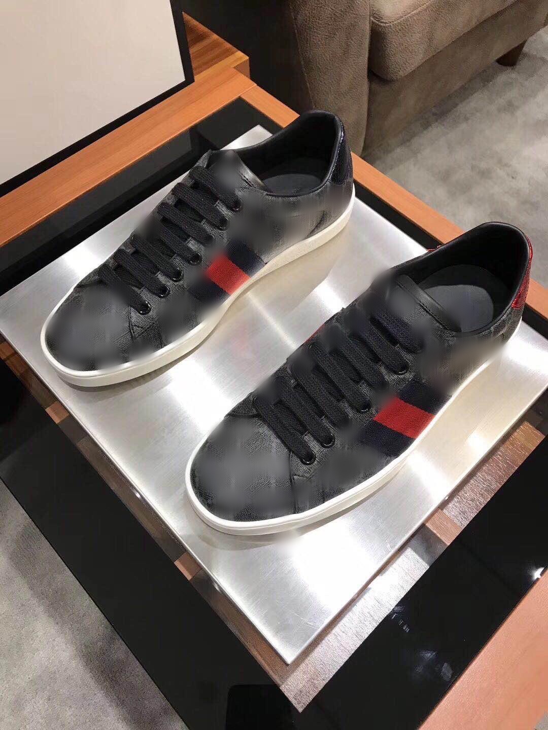 Leather men designer sports shoes classic flat Luxury Mens casual shoe sneakers khaki trainers streetwear, Black
Leather men designer sports shoes classic flat Luxury Mens casual shoe sneakers khaki trainers streetwear, Black
