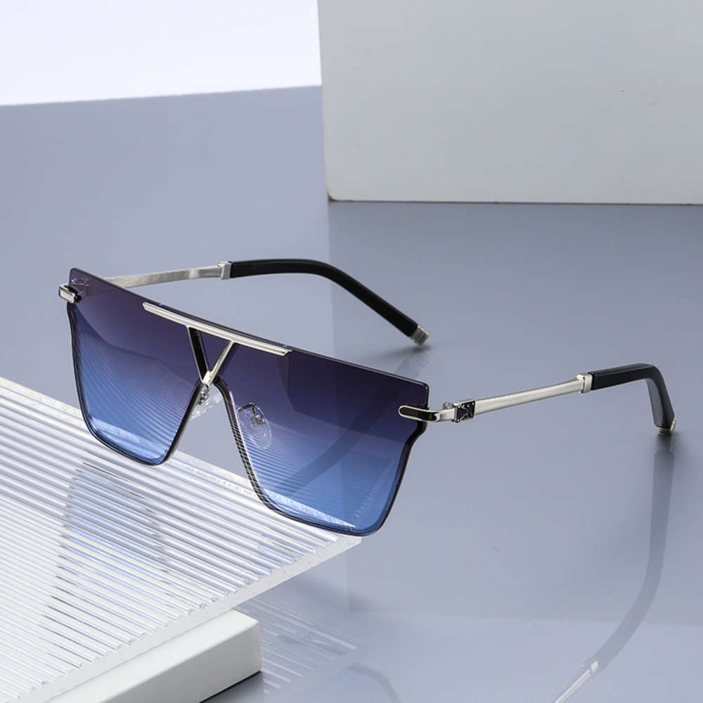 2021 new fashion outdoor Polarized Sunglasses dazzling and colorful UV protection ZYYN
2021 new fashion outdoor Polarized Sunglasses dazzling and colorful UV protection ZYYN