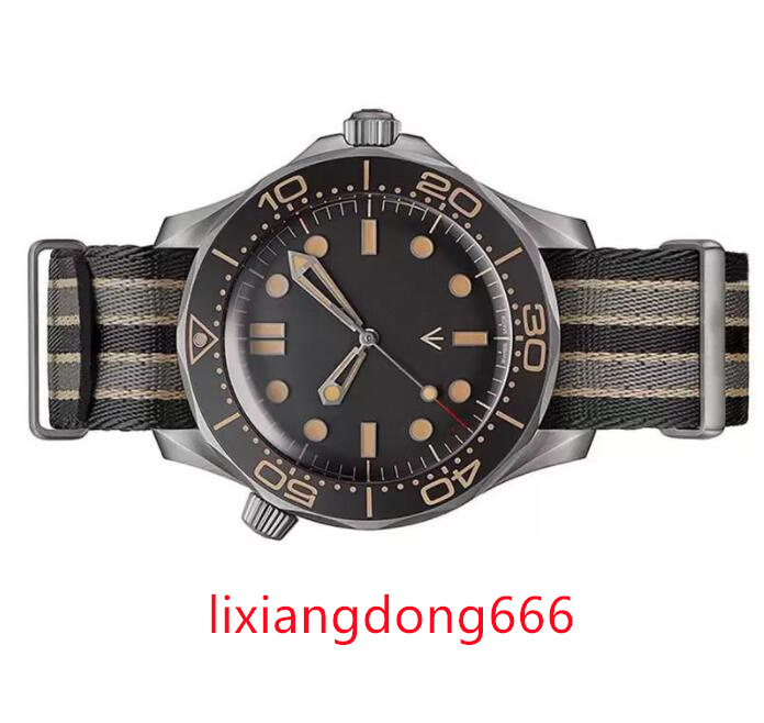 Ceramic Bezel Mens Watches Fashion Mechanical Automatic Movement Drive 300m 007 James Master Nato Strap Designer Wristwatches, 50m waterproof
Ceramic Bezel Mens Watches Fashion Mechanical Automatic Movement Drive 300m 007 James Master Nato Strap Designer Wristwatches, 50m waterproof