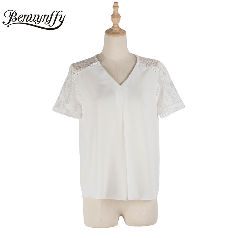 V-neck Lace Patchwork White Blouses Tops Women Fashion Summer Short Sleeve Pleated Front Casual Ladies Blouse 210510