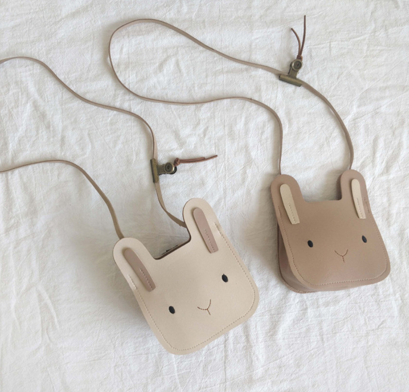 INS Baby Girls Bunny purse Fashion kids clip PU leather one-shoulder bags Children rabbit princess crossbody bag A7471, Mix colors
INS Baby Girls Bunny purse Fashion kids clip PU leather one-shoulder bags Children rabbit princess crossbody bag A7471, Mix colors