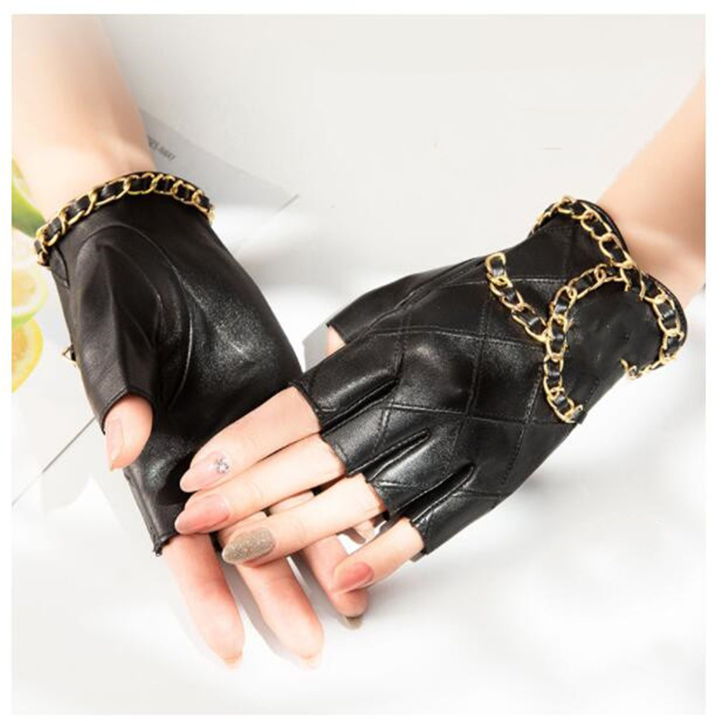 Brand designer leather half-finger gloves women's sheepskin motorcycle gloves leaking fingers short spring and autumn thin section riding driving
Brand designer leather half-finger gloves women's sheepskin motorcycle gloves leaking fingers short spring and autumn thin section riding driving