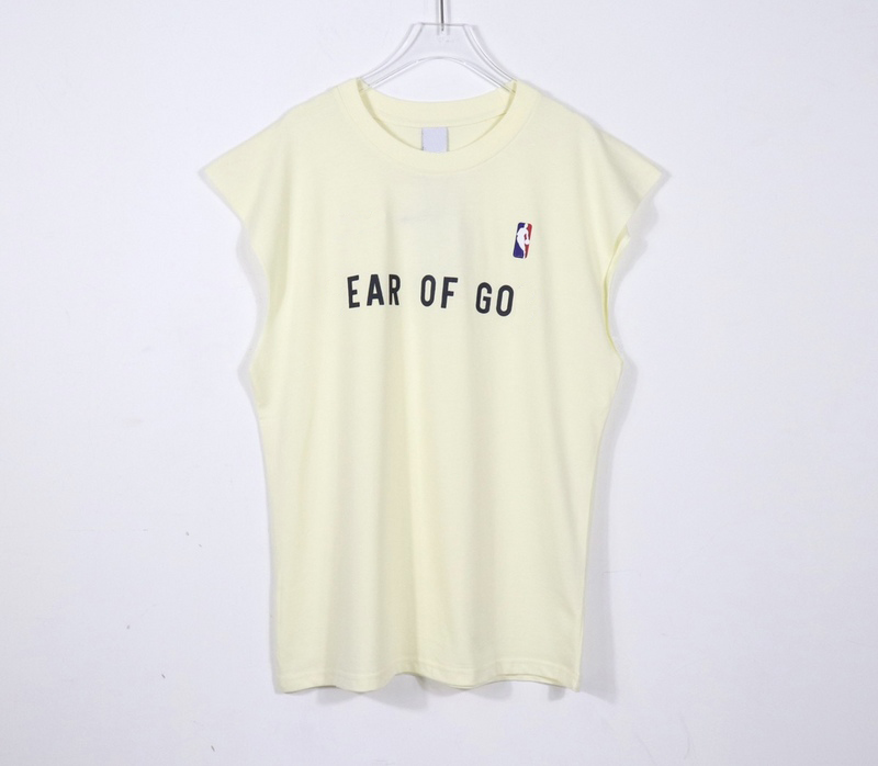 2021 Spring Summer Casual T Shirt Skateboard Collaborate Vest Men Women Embroidery Logo Sleeveless streetwear Sportwear Oversize Tee, White;black
2021 Spring Summer Casual T Shirt Skateboard Collaborate Vest Men Women Embroidery Logo Sleeveless streetwear Sportwear Oversize Tee, White;black