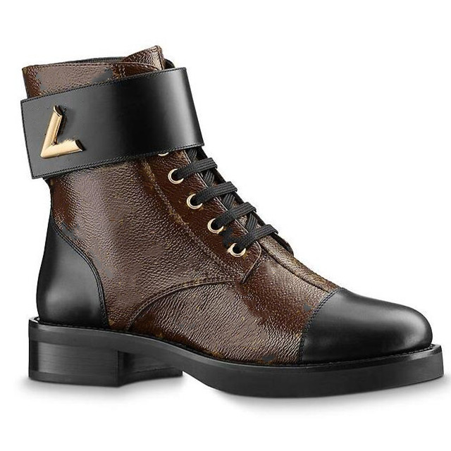 Women Wonderland Flat Ranger Boot Twist Buckle Fashion Designer Lady Leather Strap Canvas Lace-up Rubber Outsole Ankle Boots, Boot dustbag
Women Wonderland Flat Ranger Boot Twist Buckle Fashion Designer Lady Leather Strap Canvas Lace-up Rubber Outsole Ankle Boots, Boot dustbag