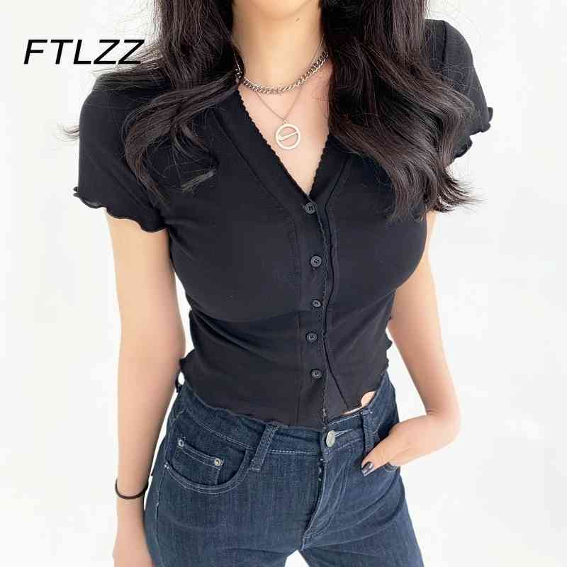 Women Black T Shirt Summer Short Sleeve Sexy V-neck Single-breasted Ruffles Crop Tops Woman Fashion Causal Tshirts 210602
Women Black T Shirt Summer Short Sleeve Sexy V-neck Single-breasted Ruffles Crop Tops Woman Fashion Causal Tshirts 210602