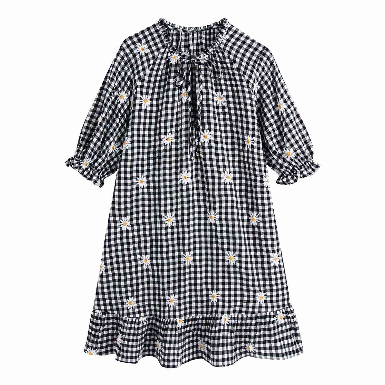 Women Plaid Dress Floral Embroidery Short Sleeve O-Neck Above Knee Dresses Chic Lady Casual Fashion Clothes 210517