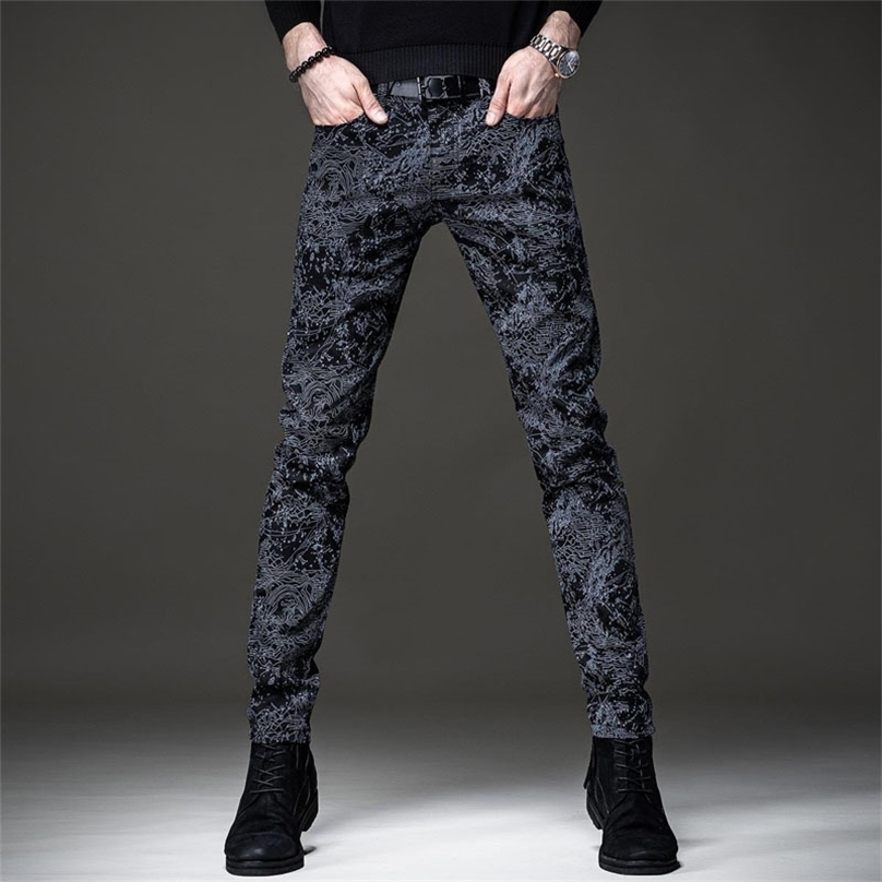 European summer jeans men's slim feet personality graffiti printing black casual long pants men trouser 211111