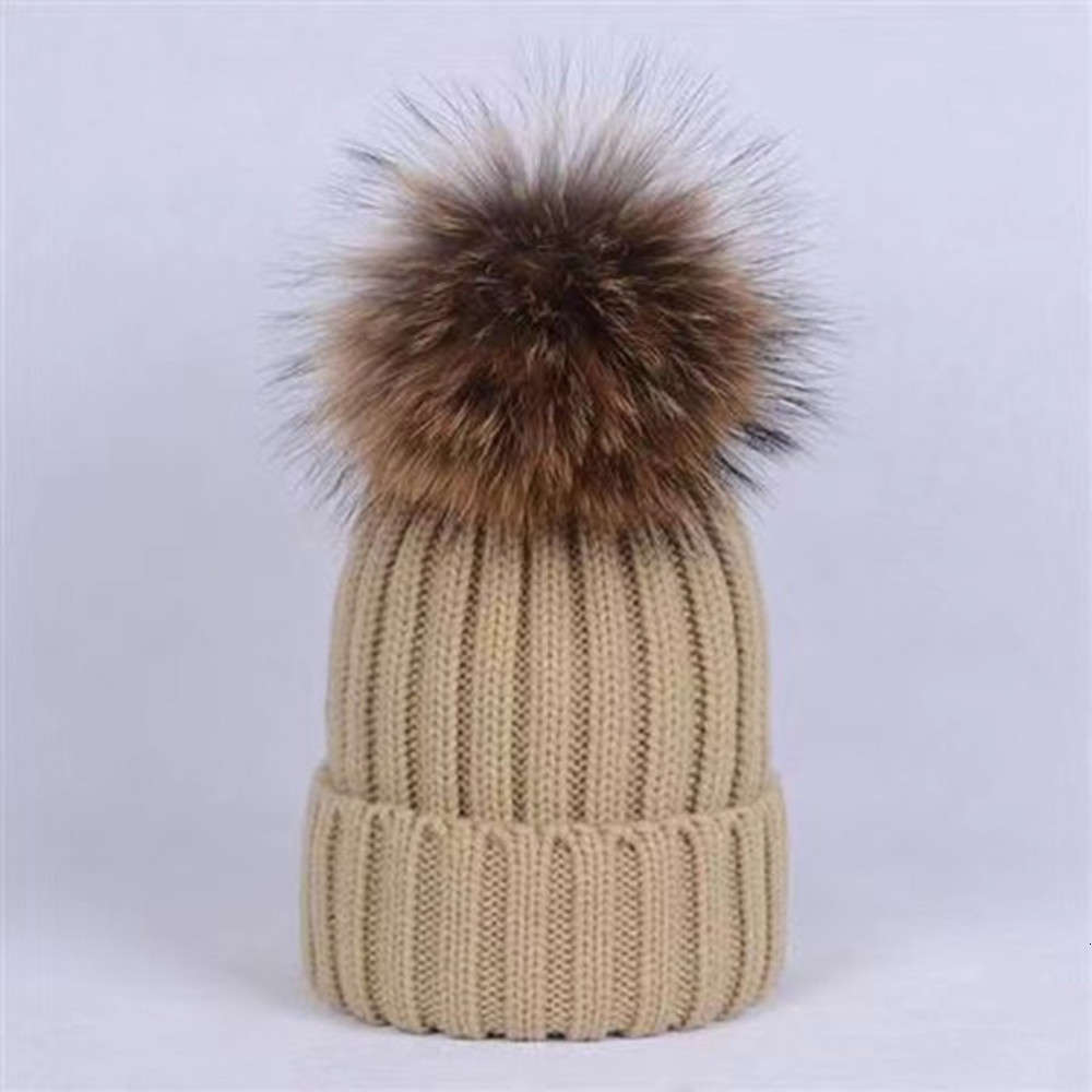 New Fashion Winter caps Hats Women bonnet Thicken Beanies with Real Raccoon Fur Pompoms Warm Girl Caps pompon beanie, Red
New Fashion Winter caps Hats Women bonnet Thicken Beanies with Real Raccoon Fur Pompoms Warm Girl Caps pompon beanie, Red