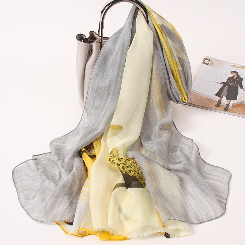 Scarves Spring Silk Long Scarf For Women Foulard Femme Natural Shawl Wrap Printed Bufandas Luxury Print Headscarf Large
Scarves Spring Silk Long Scarf For Women Foulard Femme Natural Shawl Wrap Printed Bufandas Luxury Print Headscarf Large