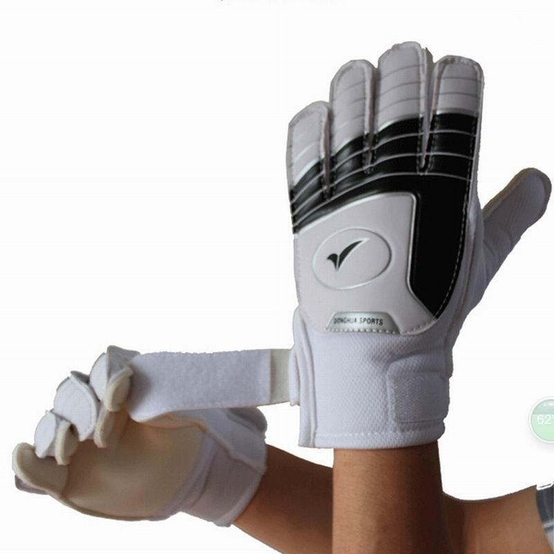 Five Fingers Gloves Child Soccer Goalkeeper Professional Slip-resistant Breathable Latex Teenage For Kids
Five Fingers Gloves Child Soccer Goalkeeper Professional Slip-resistant Breathable Latex Teenage For Kids