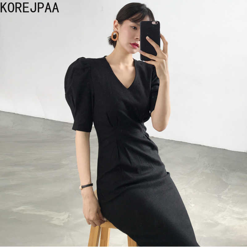 

Korejpaa Women Dress Korean Chic Summer Temperament Light Familiar Style V Neckline Pleated Waist Bubble Sleeves Hip Vestido 210526, Black