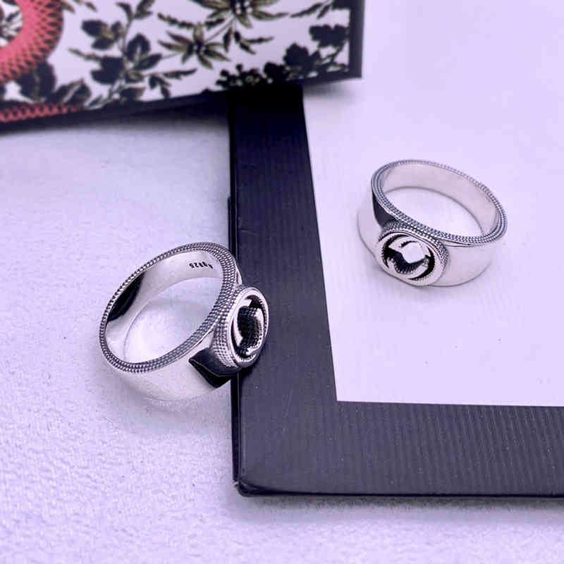 Couple Engagement interlocking letters,S925 pure silver 1:1 retro fashion charm letter anniversary women ring jewelry GCC
Couple Engagement interlocking letters,S925 pure silver 1:1 retro fashion charm letter anniversary women ring jewelry GCC