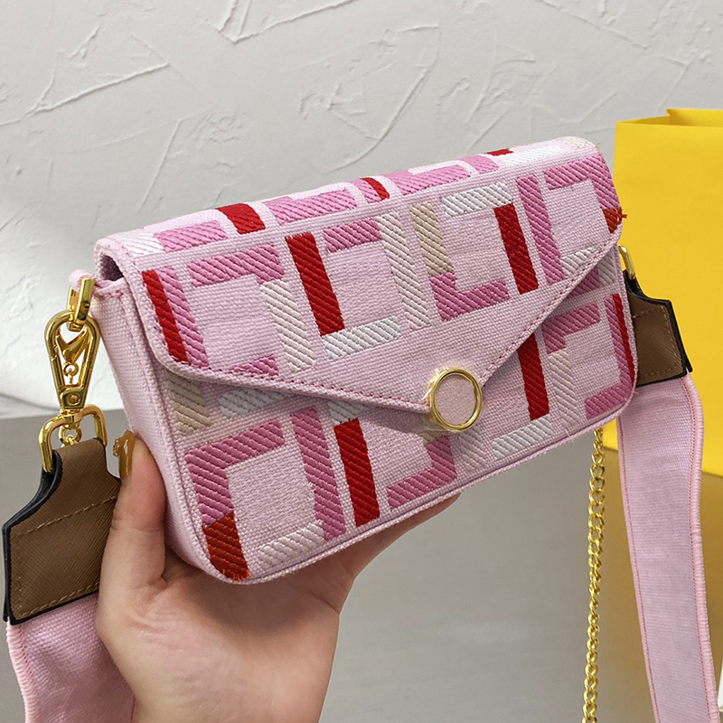 Designer Women Canvas Pochette Crossbody Bag Luxurys Designers Bags Italy Brand Embroidery Handbags Denim 3 In 1 Shoulder Handbag With Coin
Designer Women Canvas Pochette Crossbody Bag Luxurys Designers Bags Italy Brand Embroidery Handbags Denim 3 In 1 Shoulder Handbag With Coin