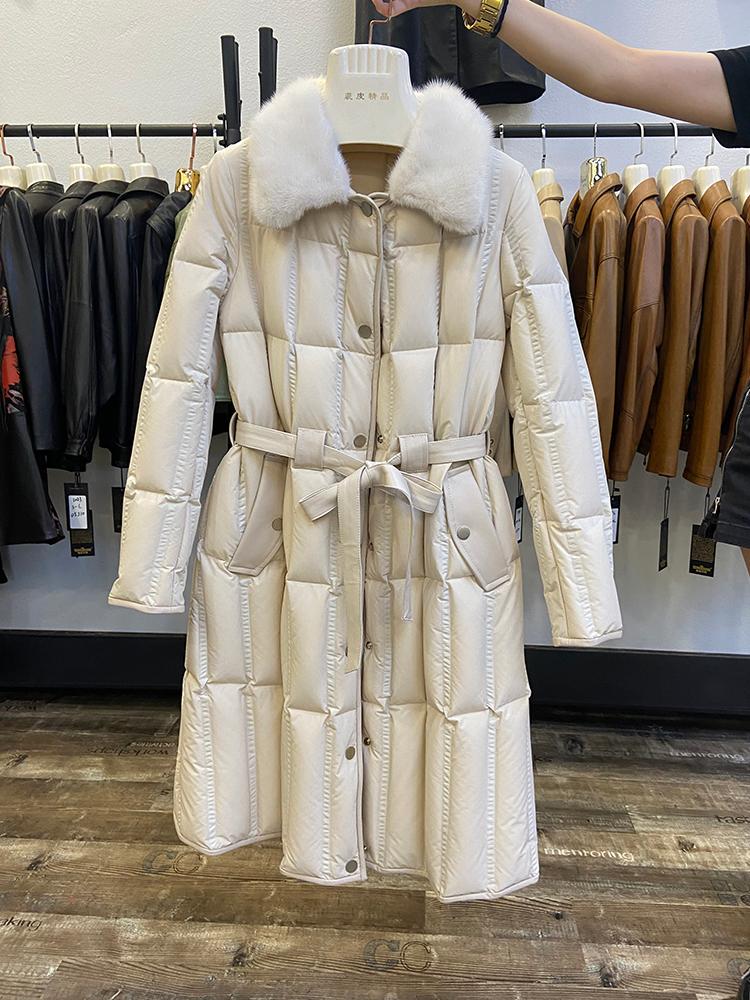 Women's Fur & Faux 2021 Winter Luxury Long Slim Women Down Coat 90% Duck Filling Jacket Real Mink Collar Keep Warm Overcoat, Black
Women's Fur & Faux 2021 Winter Luxury Long Slim Women Down Coat 90% Duck Filling Jacket Real Mink Collar Keep Warm Overcoat, Black