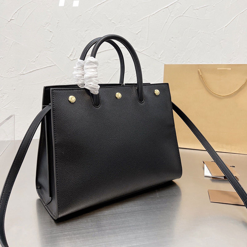 Brand handbag rivet decoration fashion designer leather totes woman black casual handbag, Not sale
Brand handbag rivet decoration fashion designer leather totes woman black casual handbag, Not sale