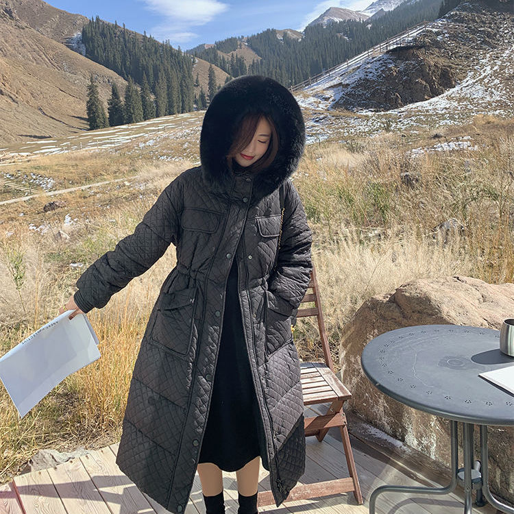 90% White Duck Down Coat Long Fur Hooded Rhombus Pattern Parka Argyle Plaid Bubble Jacket Snow Outwear 210510