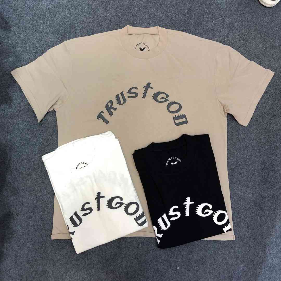 2021ss Kanye West Sunday Service Holy Spirit TRUST GOD Offset Printing Women shirts tees Hiphop Men Cotton T shirt Loose, Khaki
2021ss Kanye West Sunday Service Holy Spirit TRUST GOD Offset Printing Women shirts tees Hiphop Men Cotton T shirt Loose, Khaki