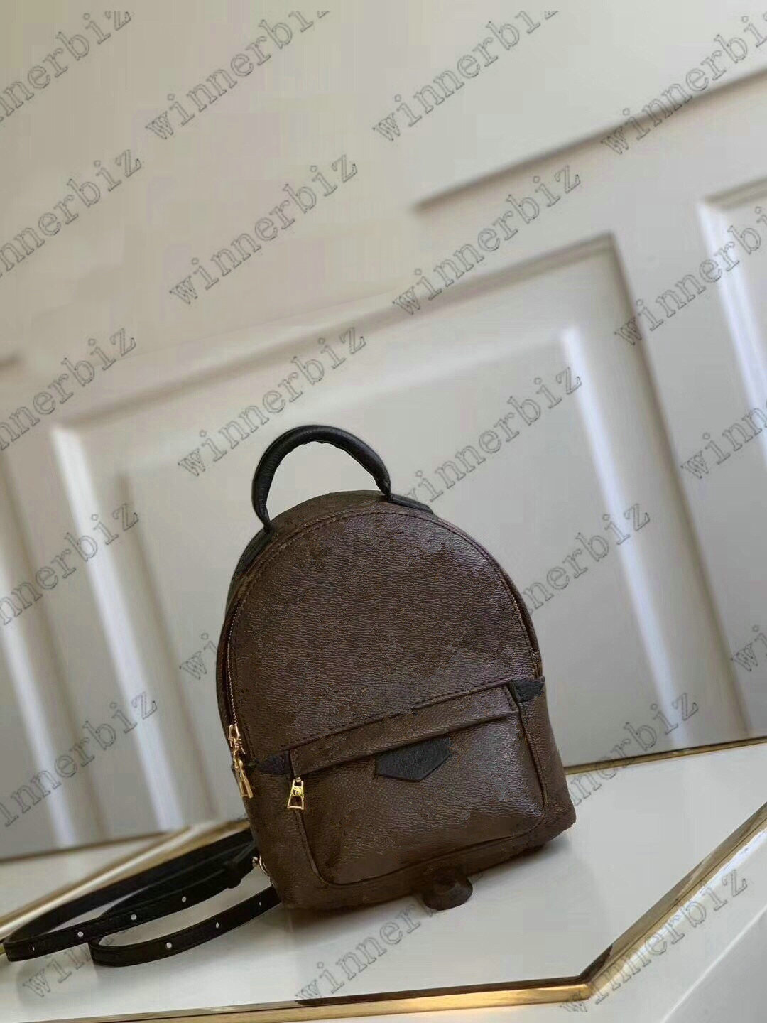 Womens Mini PALM SPRING M44873 Bag CrossBody Luxurys Designers Backpacks Leather Trim Strap Satchel Shoulder BagS Purse Printing Cross Body
Womens Mini PALM SPRING M44873 Bag CrossBody Luxurys Designers Backpacks Leather Trim Strap Satchel Shoulder BagS Purse Printing Cross Body
