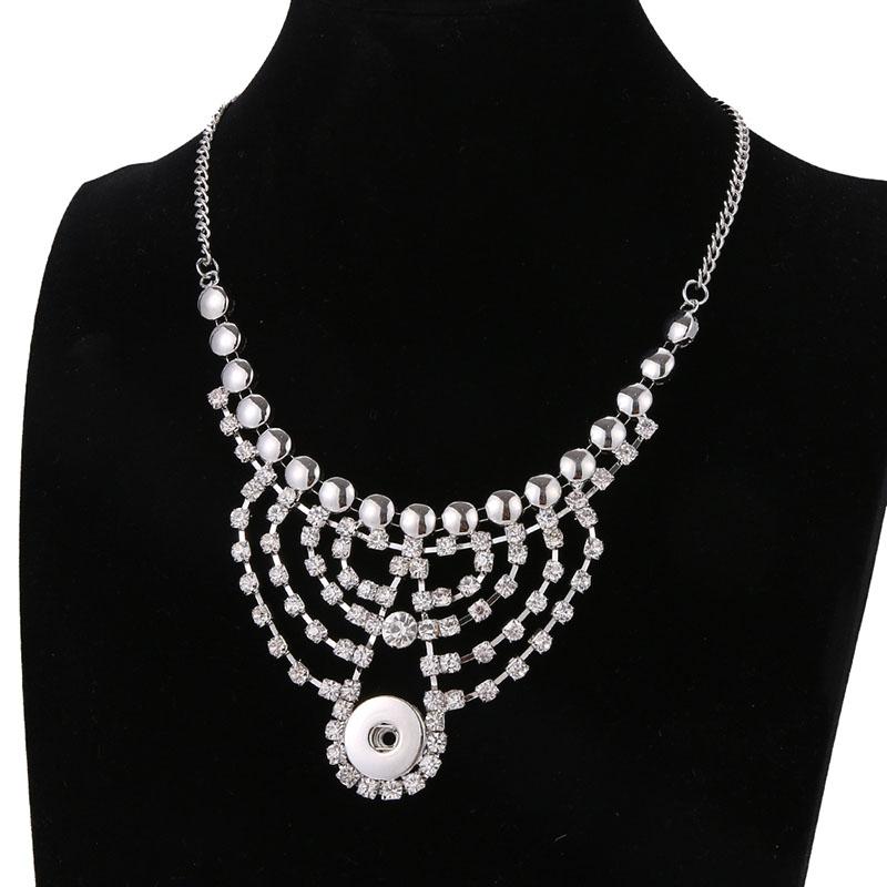 Chokers Beauty Elegant Bohemian Style Crystal Tassel Snap Necklace 55cm Fit DIY 18MM Buttons Jewlery Wholesale Gift
Chokers Beauty Elegant Bohemian Style Crystal Tassel Snap Necklace 55cm Fit DIY 18MM Buttons Jewlery Wholesale Gift