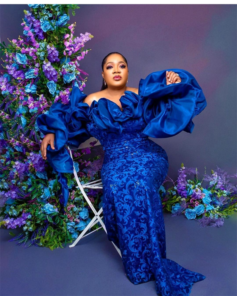 Plus Size Royal Blue Evening Dresses Lace Appliques Puffy Long Sleeves Ruffles Party Gowns Women Prom Dress Floor Length Robe De Soriee