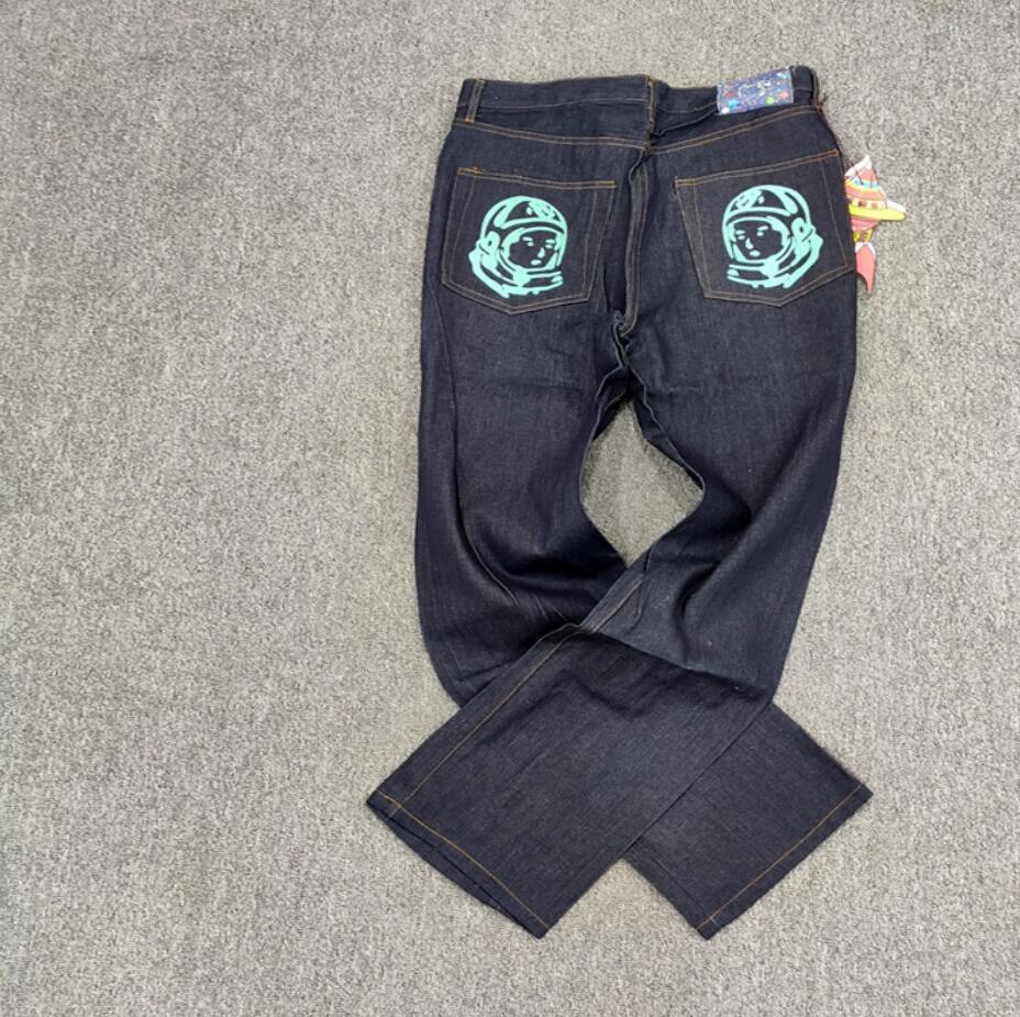 2021 brand new b-bc iced running dog men's hip-hop non-elastic casual washed button cartoon print puree jeans, Blue
2021 brand new b-bc iced running dog men's hip-hop non-elastic casual washed button cartoon print puree jeans, Blue