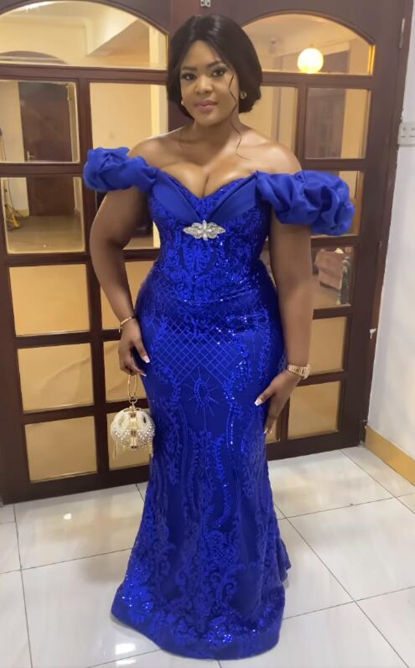2022 Plus Size Arabic Aso Ebi Royal Blue Mermaid Prom Dresses Sweetheart Sequined Lace Evening Formal Party Second Reception Birthday Engagement Gowns