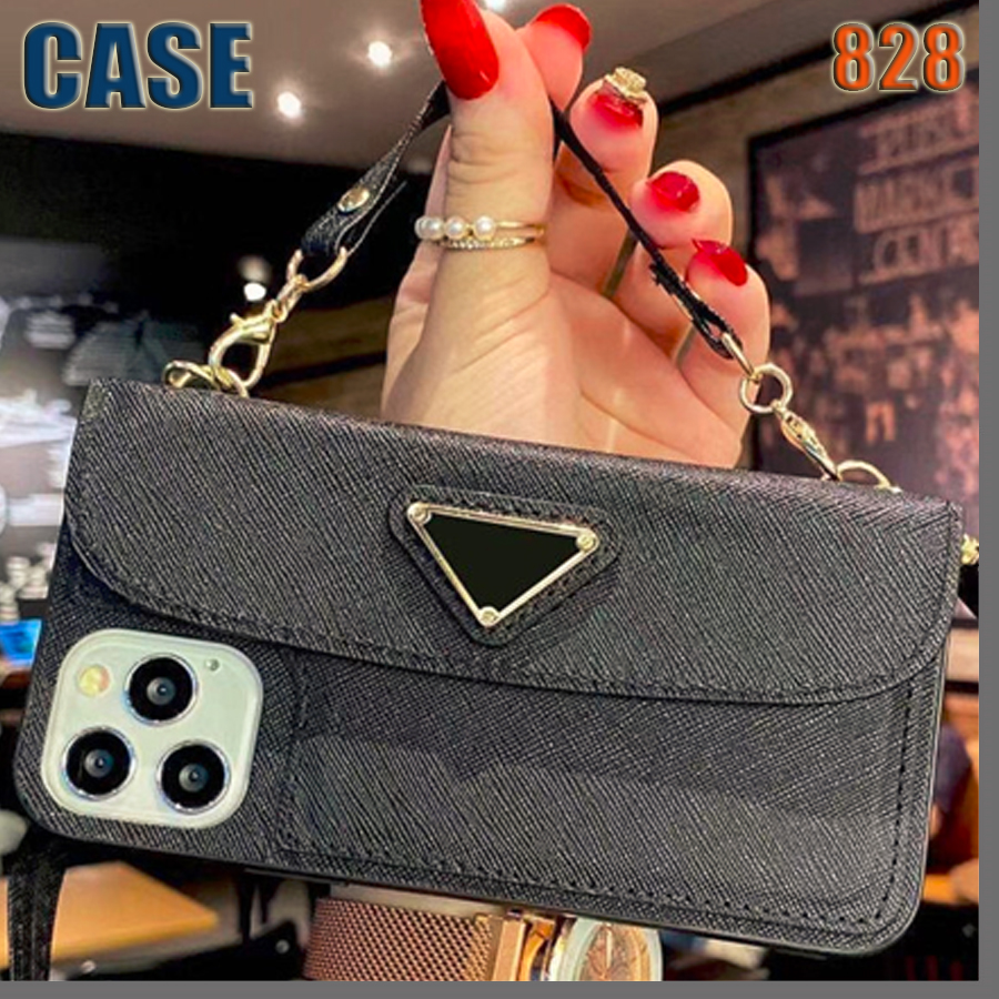 Luxurys designers women Oblique span cell phone cases for iphone 11 12 13 mini pro max x xs xr xsmax 7 8 PLUS fashion case 5 colors cellphone cover case bag 828D, Red
Luxurys designers women Oblique span cell phone cases for iphone 11 12 13 mini pro max x xs xr xsmax 7 8 PLUS fashion case 5 colors cellphone cover case bag 828D, Red