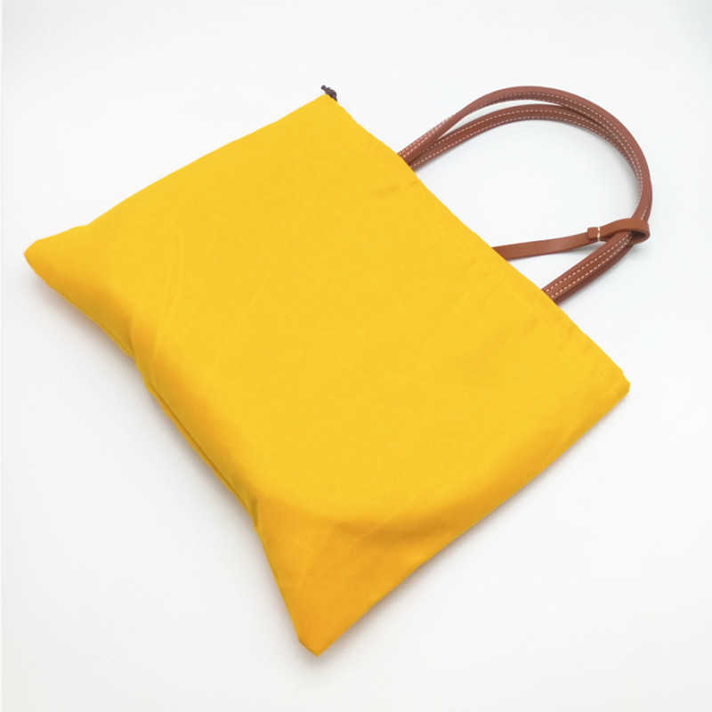 Women Shopping Bag Small Fashion Beach Bags With Genuine Leather Trim And Handle Mini Reversible Totes With Dust Bag
Women Shopping Bag Small Fashion Beach Bags With Genuine Leather Trim And Handle Mini Reversible Totes With Dust Bag