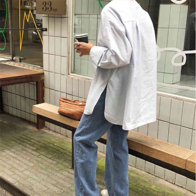 Spring Autumn Korea Fashion Women Loose V-neck Shirt Cotton Female Tops Long Sleeve Button Vintage Blouses Solid Bluse S108 210512