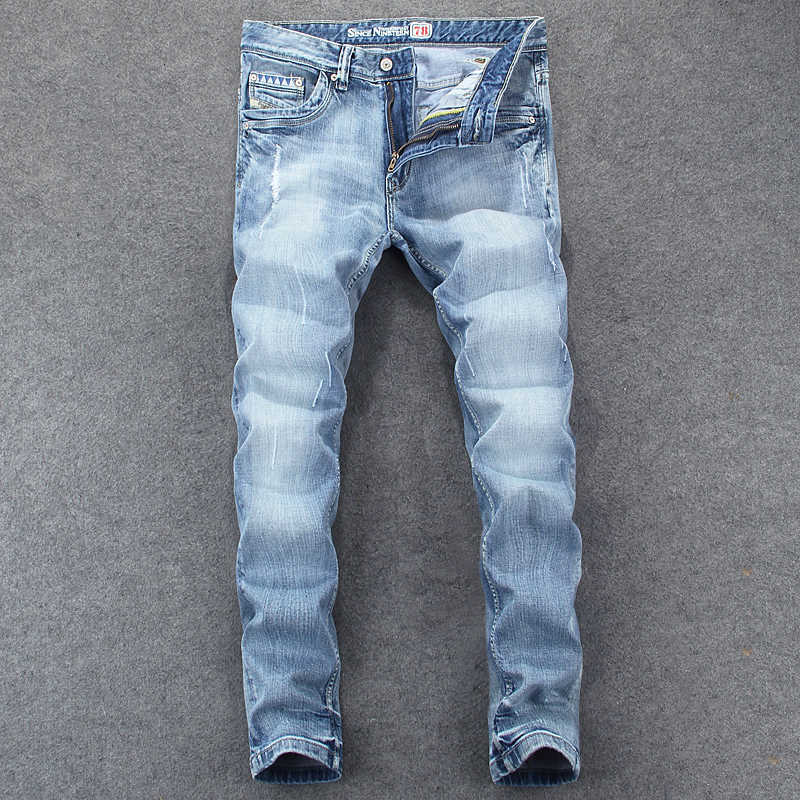 Italian Style Fashion Men Jeans Retro Light Blue Elastic Cotton Slim Fit Ripped for Vintage Designer Denim Pants Homme 6DQV
Italian Style Fashion Men Jeans Retro Light Blue Elastic Cotton Slim Fit Ripped for Vintage Designer Denim Pants Homme 6DQV