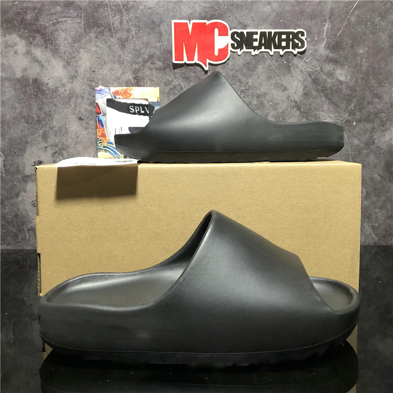 Top Quality Slides Graffiti Bone Resin Desert Sandy Rubber Slippers Summer Brown Flat Men Women Beach Foam Runner with box Size 36-45, Style 9
Top Quality Slides Graffiti Bone Resin Desert Sandy Rubber Slippers Summer Brown Flat Men Women Beach Foam Runner with box Size 36-45, Style 9