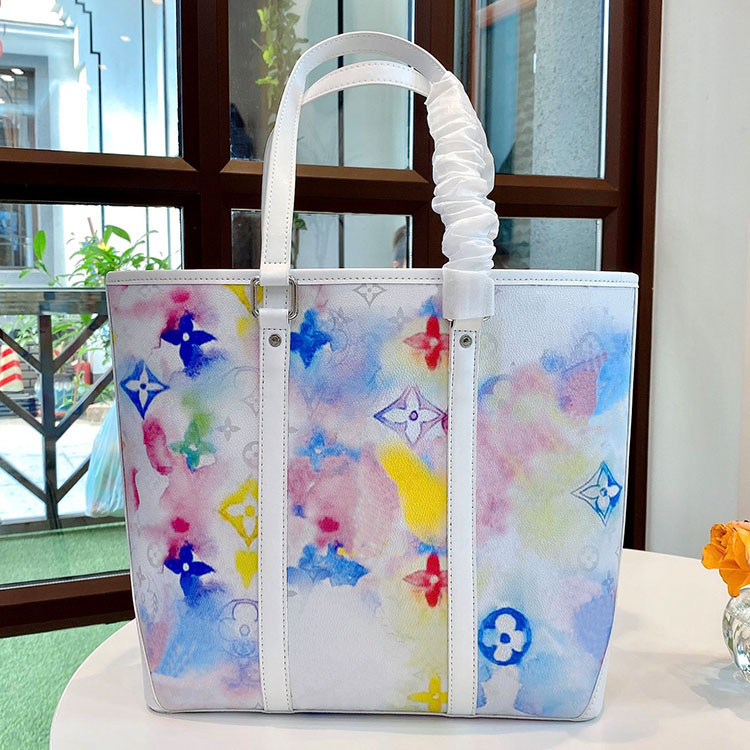 Ss21 L women colorful bags Desinger handbag fashion shopper with long strap ladies shoulder crossbody purse 30cm
Ss21 L women colorful bags Desinger handbag fashion shopper with long strap ladies shoulder crossbody purse 30cm