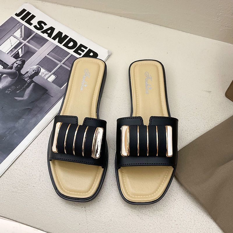 Summer Fashion New Style Slippers Women Outdoor Fashion Leisure Shopping Beach Sandals Comfortable Slip