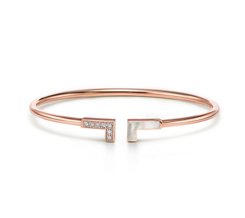 Luxury Designer Bracelet Fashion Mens Gold Bracelet Jewelry Womens Gift T Grace Anniversary Designer Bracelets 2021
Luxury Designer Bracelet Fashion Mens Gold Bracelet Jewelry Womens Gift T Grace Anniversary Designer Bracelets 2021