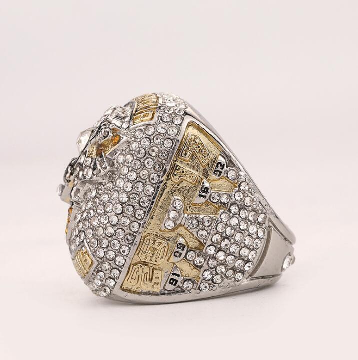 Fans'CollectionTampa Pittsburgh Penguins 2017 2016 2009 Ice hockey Champions Team Championship Ring Sport souvenir Fan Promotion Gift wholesale
Fans'CollectionTampa Pittsburgh Penguins 2017 2016 2009 Ice hockey Champions Team Championship Ring Sport souvenir Fan Promotion Gift wholesale
