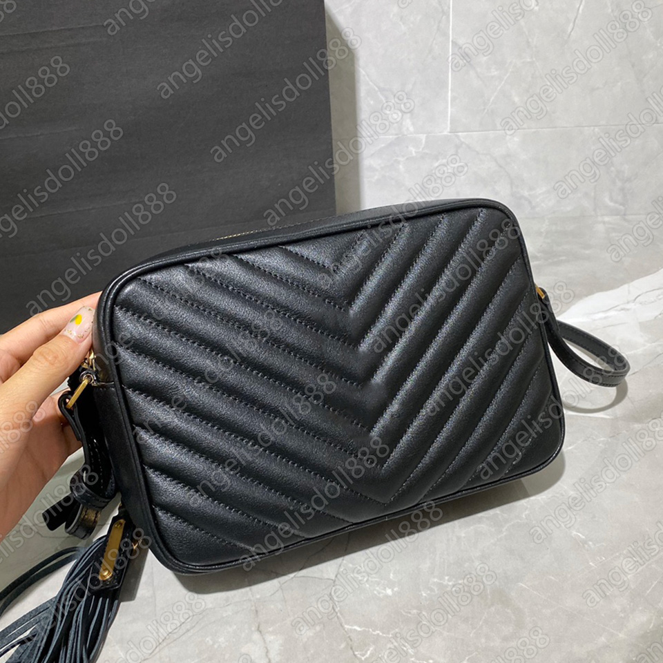 Handbag Women Luxurys Designers Bags 2021 with SN original box top 7A quality Black calfskin Genuine Leather crossbody purses shouler handbags Lou Tassel Camera Bag, Red-gold chain
Handbag Women Luxurys Designers Bags 2021 with SN original box top 7A quality Black calfskin Genuine Leather crossbody purses shouler handbags Lou Tassel Camera Bag, Red-gold chain