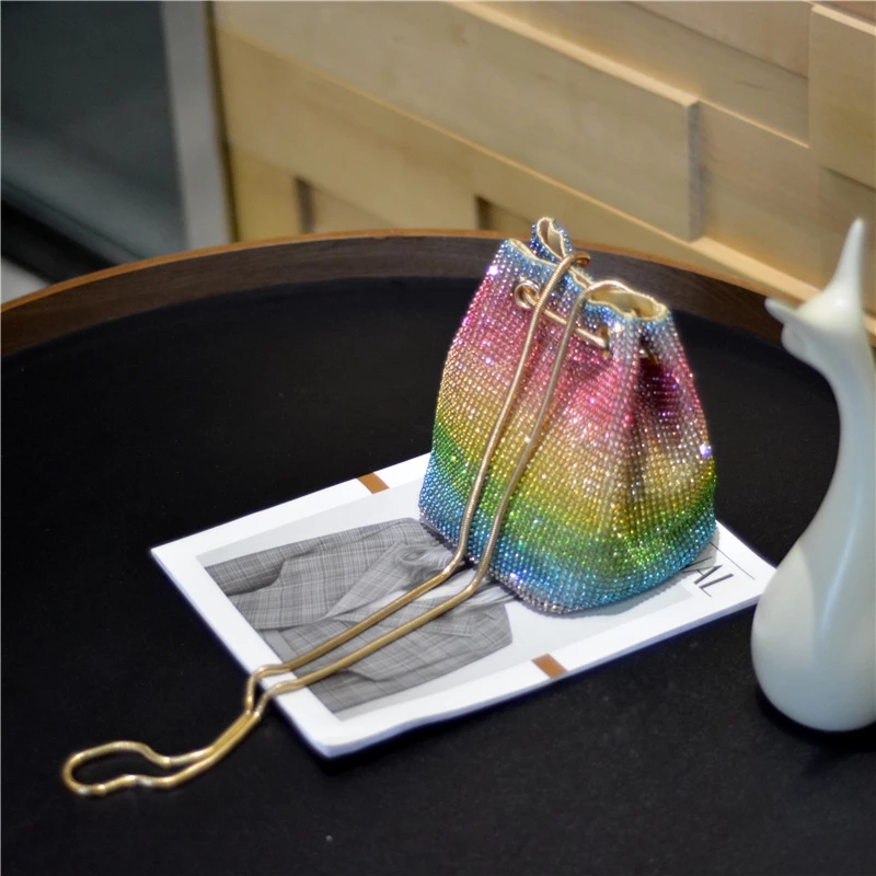 Rainbow Diamond handbags Mini Chain Shoulder Purses Crystal Clutch Evening Bags Rhinestone Party Crossbody Bag
Rainbow Diamond handbags Mini Chain Shoulder Purses Crystal Clutch Evening Bags Rhinestone Party Crossbody Bag
