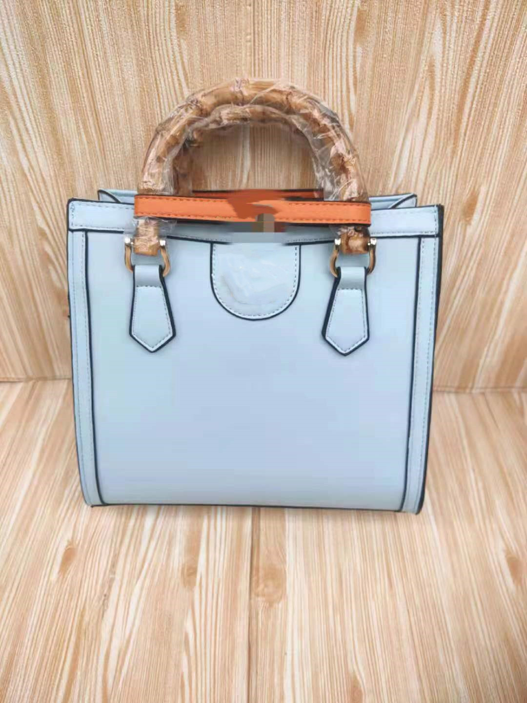 Lady Fashion Handbags Totes Shoulder Bags Ophidia women Luxury Designer Leather Cartoon Duck Classic Retro All-match Casual Simplicity Camera Bag Cross Body, Customize
Lady Fashion Handbags Totes Shoulder Bags Ophidia women Luxury Designer Leather Cartoon Duck Classic Retro All-match Casual Simplicity Camera Bag Cross Body, Customize