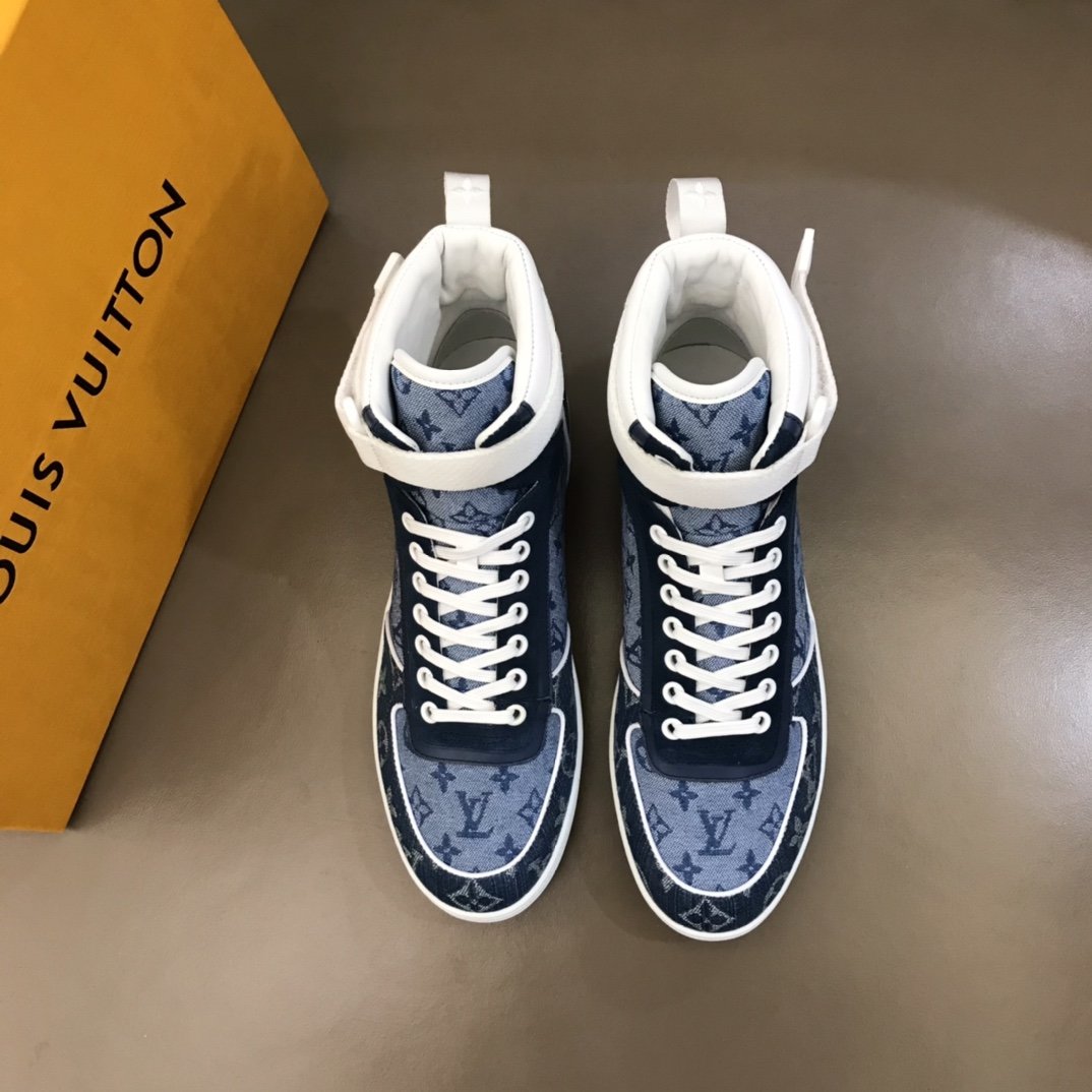 LV
LOUIS
VITTON
VUTTON luxury designer brand men's shoes classic high-top fashion sports sneakers #2353, Black
LV
LOUIS
VITTON
VUTTON luxury designer brand men's shoes classic high-top fashion sports sneakers #2353, Black