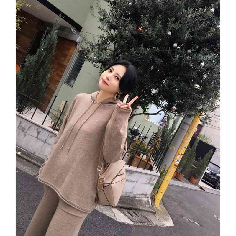 Two Piece Set Women Clothing Winter Knitted Warm Hooded Sweater+High Waist Wide Leg Pants Suit 210520