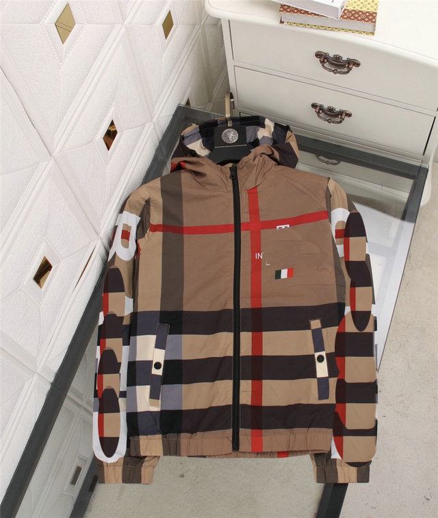 Spring Autumn Mens Casual The letter Hoodie Jacket Men Waterproof Clothes Men'S Windbreaker Coat Male Outwear Plus Size 4XL 05, Customize
Spring Autumn Mens Casual The letter Hoodie Jacket Men Waterproof Clothes Men'S Windbreaker Coat Male Outwear Plus Size 4XL 05, Customize