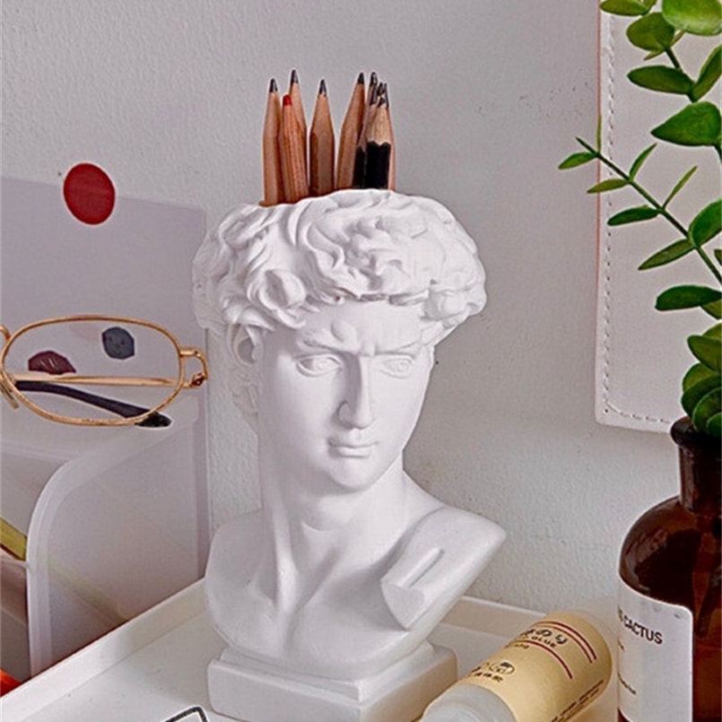 Greek Mythology Figurine David Head Portraits Bust Mini Gypsum Statue Sculpture Modern Abstract Art Drawing Crafts Nordic Decor 210910
Greek Mythology Figurine David Head Portraits Bust Mini Gypsum Statue Sculpture Modern Abstract Art Drawing Crafts Nordic Decor 210910