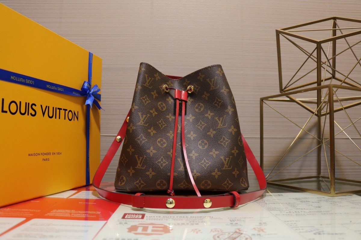 LVLOUISVITTON bagVUTTON Handbags flower Purses Women Tote Brand Letter Genuine Leather Shoulder Bags
LVLOUISVITTON bagVUTTON Handbags flower Purses Women Tote Brand Letter Genuine Leather Shoulder Bags
