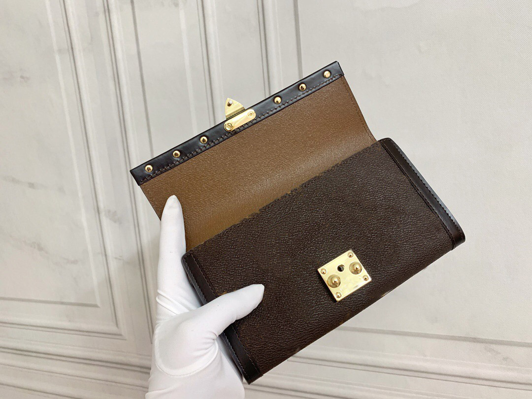 Purses Women's Wallets Hasp Zipper Bag Men Female Wallet Purse Fashion Card Holder Pocket Long Women Tote Bags With Box DustBags, Red;black
Purses Women's Wallets Hasp Zipper Bag Men Female Wallet Purse Fashion Card Holder Pocket Long Women Tote Bags With Box DustBags, Red;black