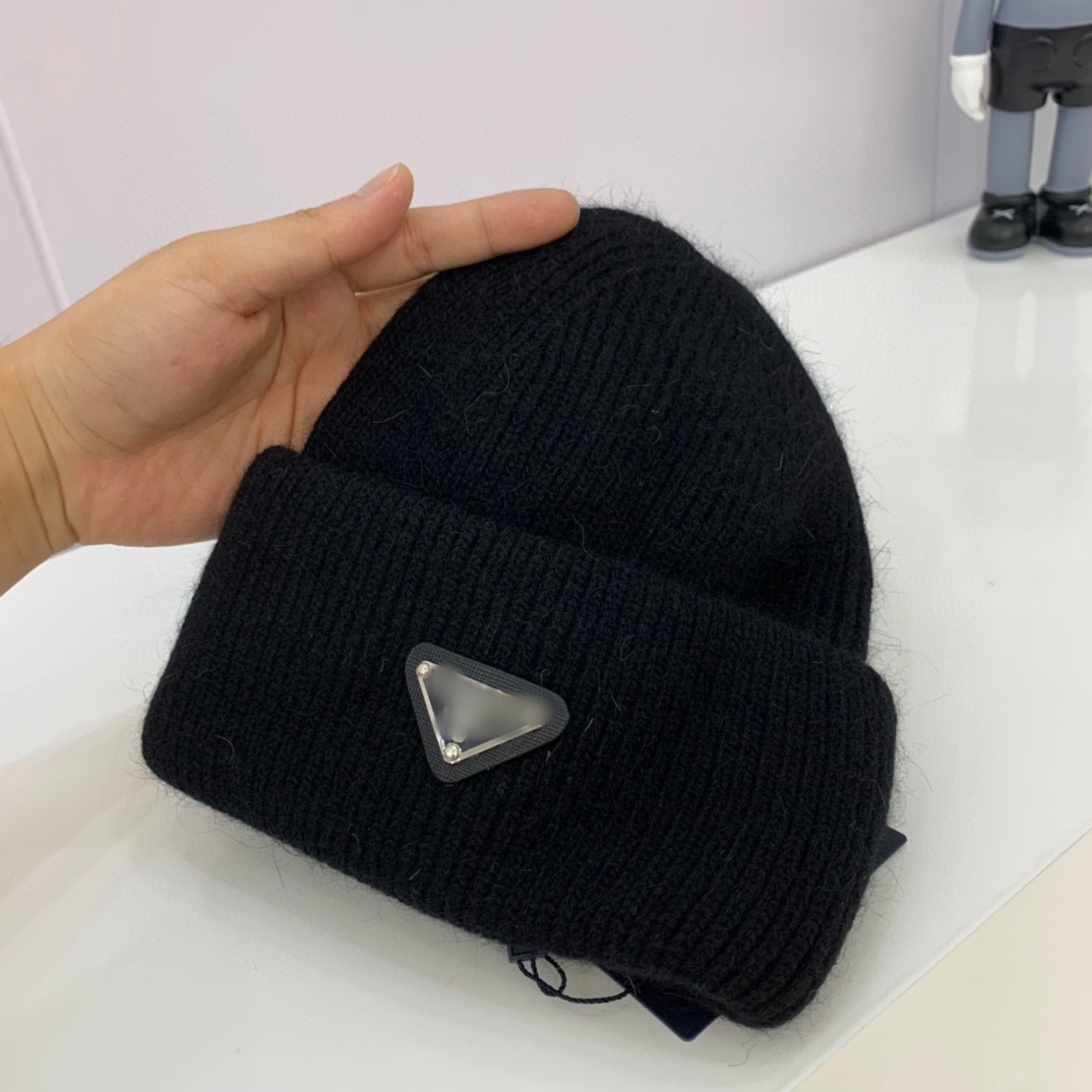 Fashion designer beanie cap 5 colors knitted warm mens beanies high quality lady women caps winter autumn, Black
Fashion designer beanie cap 5 colors knitted warm mens beanies high quality lady women caps winter autumn, Black