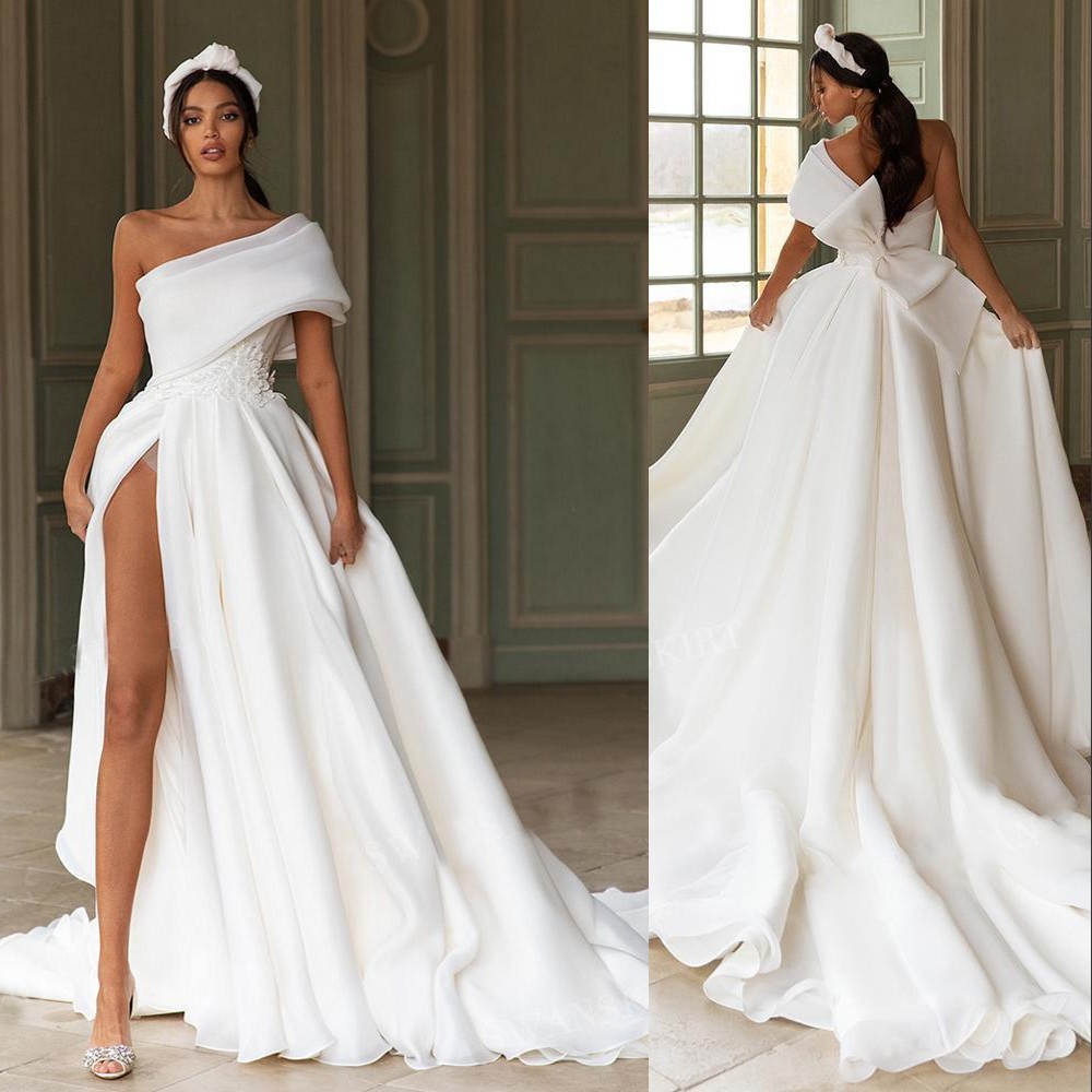 2021 Fashion Sexy One Shoulder A Line Wedding Dresses Weddings Gowns Sweep Train Lace Appliques Country Beach Vestido De Novia High Split Organza, White
2021 Fashion Sexy One Shoulder A Line Wedding Dresses Weddings Gowns Sweep Train Lace Appliques Country Beach Vestido De Novia High Split Organza, White
