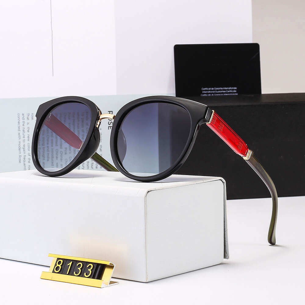 Eyeglasses Classic brand driving women sunglasses design beach shade Polarized lady's Des lunettes de soleil outdoor big frame eyewear wx32
Eyeglasses Classic brand driving women sunglasses design beach shade Polarized lady's Des lunettes de soleil outdoor big frame eyewear wx32