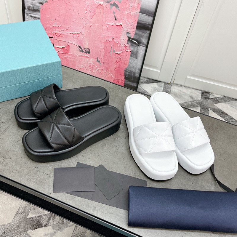 2021 womens Slippers women slides slipper Summer Sexy shoes Sandals luxurys designers real leather platform sandal Flats fashion Ladies Beach
2021 womens Slippers women slides slipper Summer Sexy shoes Sandals luxurys designers real leather platform sandal Flats fashion Ladies Beach